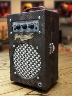 Amplificador FG-06LE