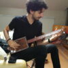 Prueba de la Cigar Guitar Box de 3 cuerdas Fretless por Leandro Escandarani