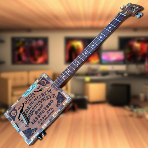 Cigar Box Guitar "Ouija" 4 cuerdas
