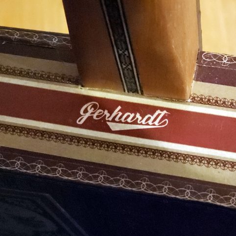 Cigar Box "Ukelele" con Preamplificador - Imagen 9