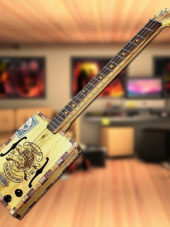 Cigar Box Guitar "Racing Eagle"